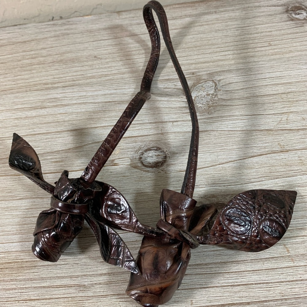 NWOT RARE BRAHMIN ROSES (ONLY) LEATHER FOB PURSE CHARM.
